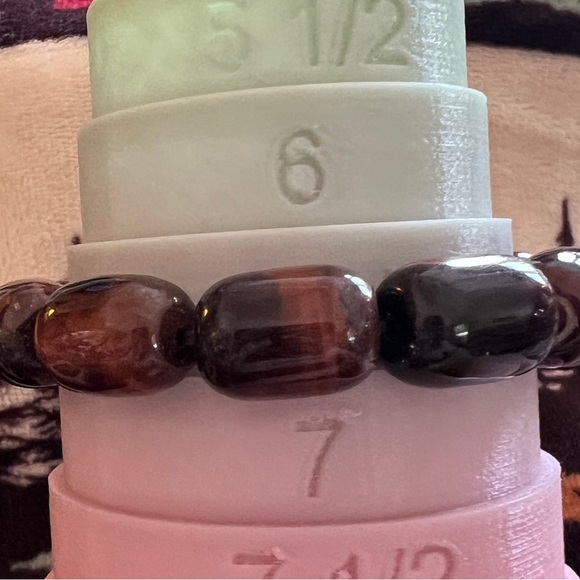 ❤️ Gorgeous Natural Barrel Red  Tiger Eye Bracelet 12x18mm Beads 48gm - Picture 4 of 11